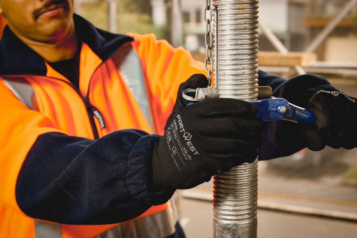 Cut-Resistant Gloves NZ: How to Choose the Right Cut Level - NZ Packaging