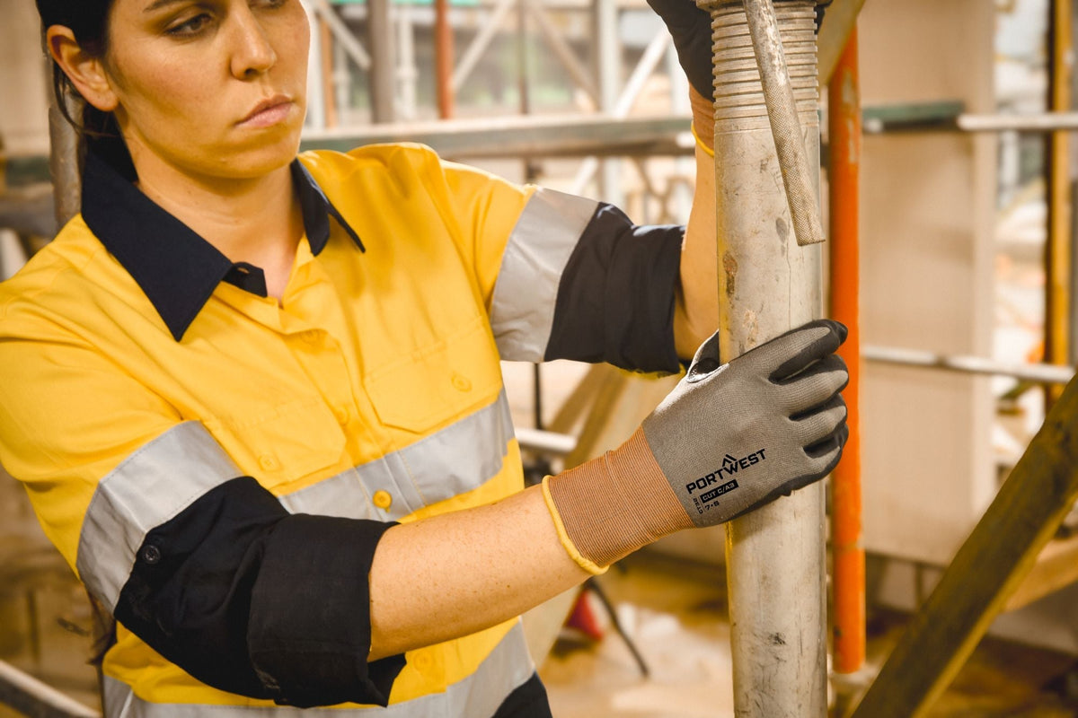 The Complete Guide to Our Glove Range: Disposable to Heavy-Duty - NZ Packaging